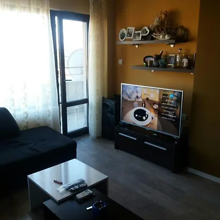 Апартамент Нино 2 * Szozopol
