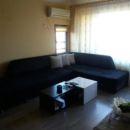 Апартамент Нино 2 Szozopol
