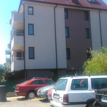 Апартамент Нино 2 *